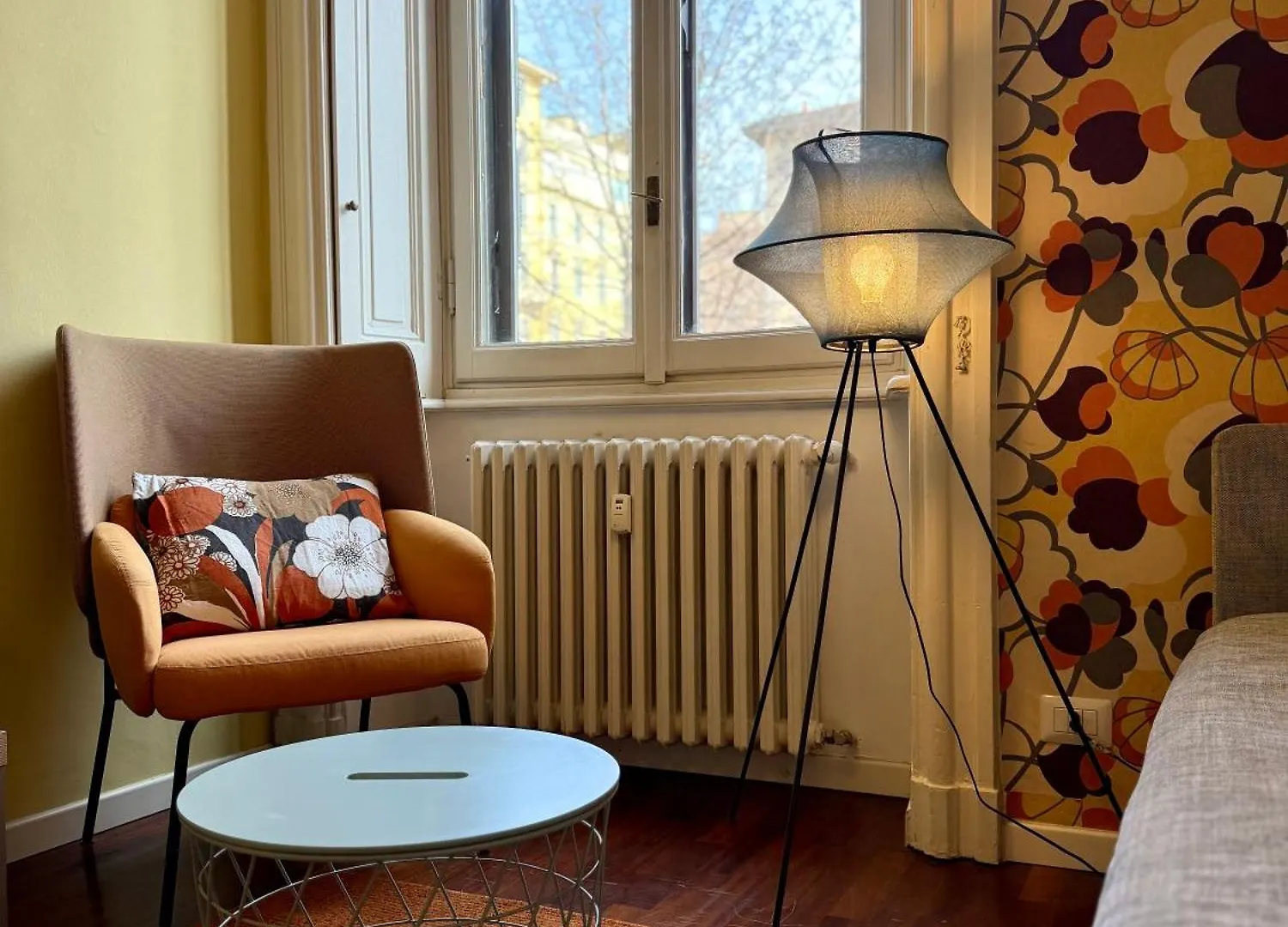 Lr Deluxe Apartments - San Babila Cozy Home Milan Italy