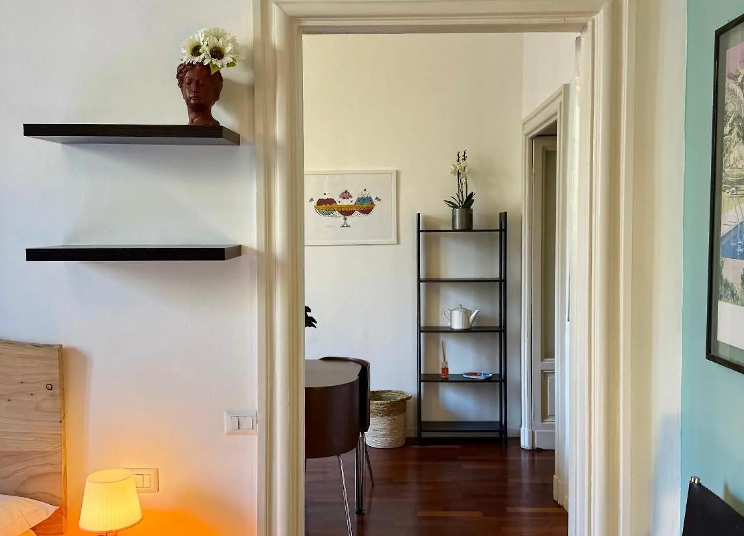 Lr Deluxe Apartments - San Babila Cozy Home Milan 0*,  Italy
