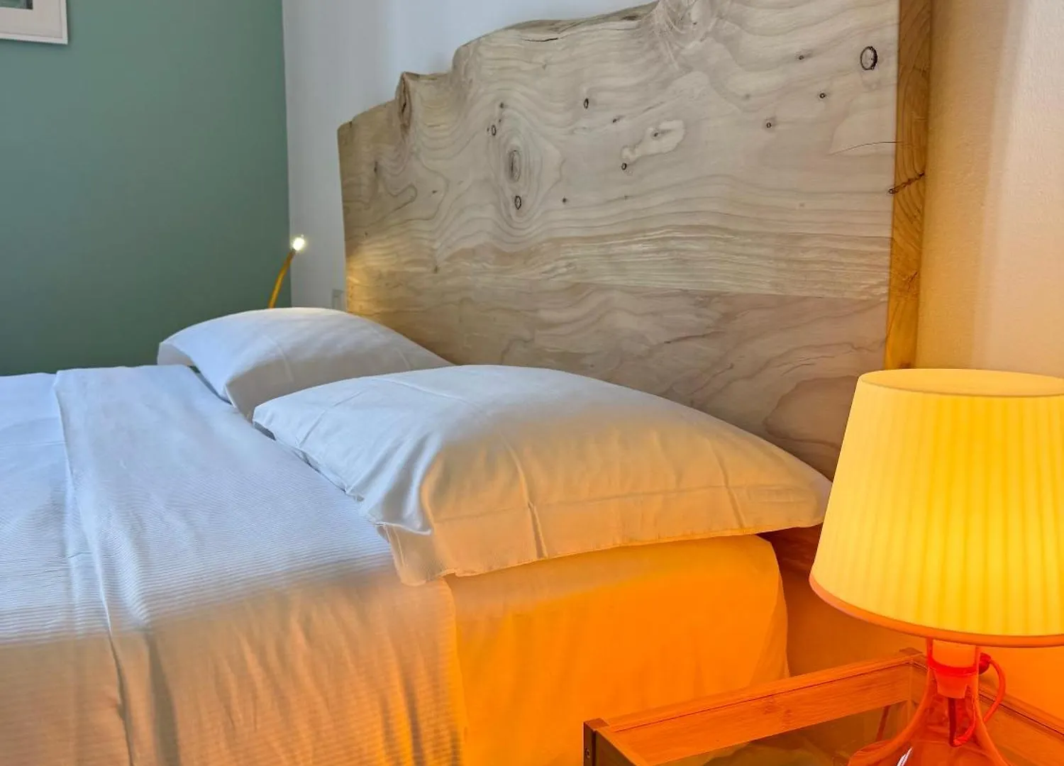 Lr Deluxe Apartments - San Babila Cozy Home Milan