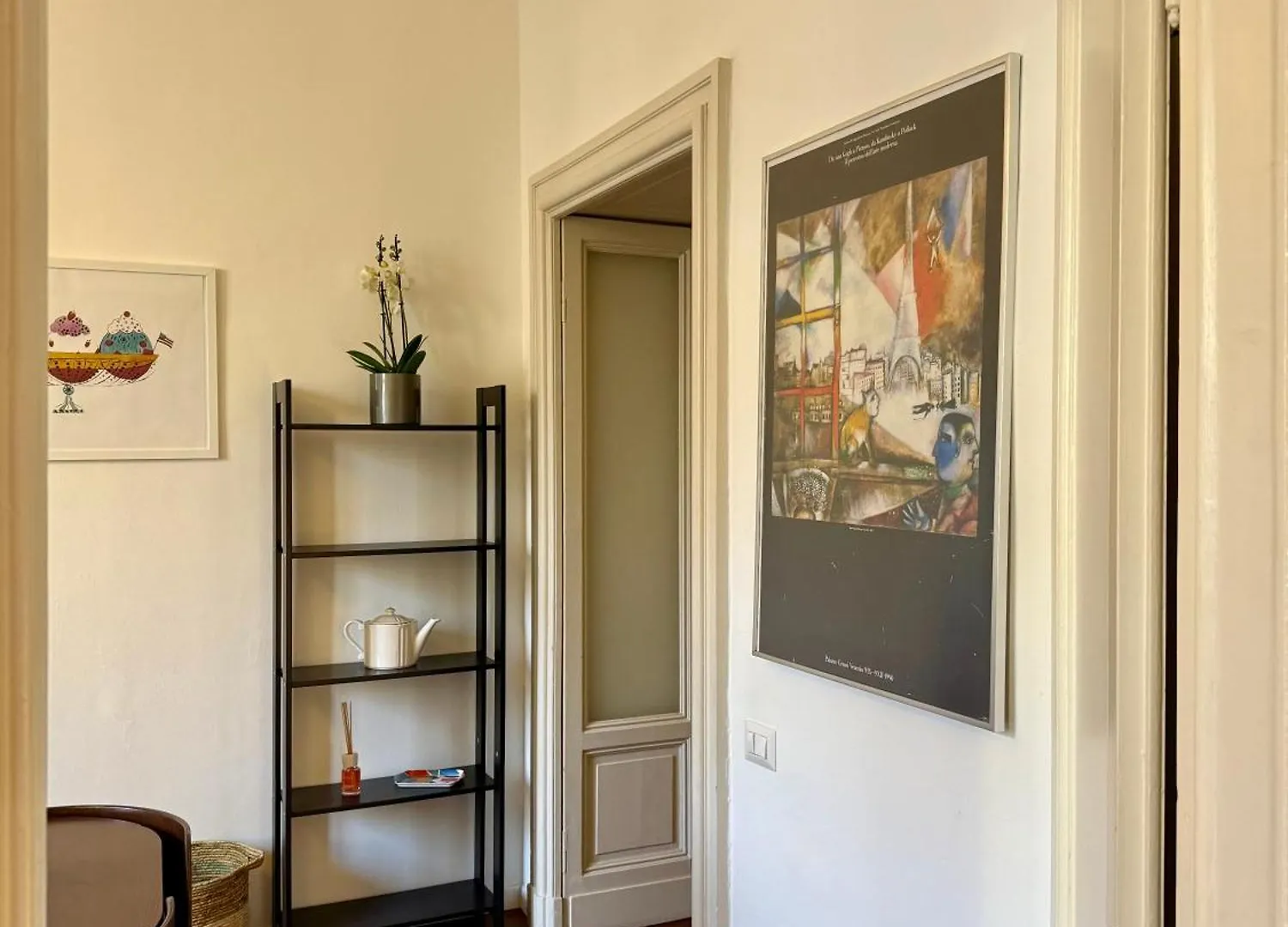 Lr Deluxe Apartments - San Babila Cozy Home Milan Italy