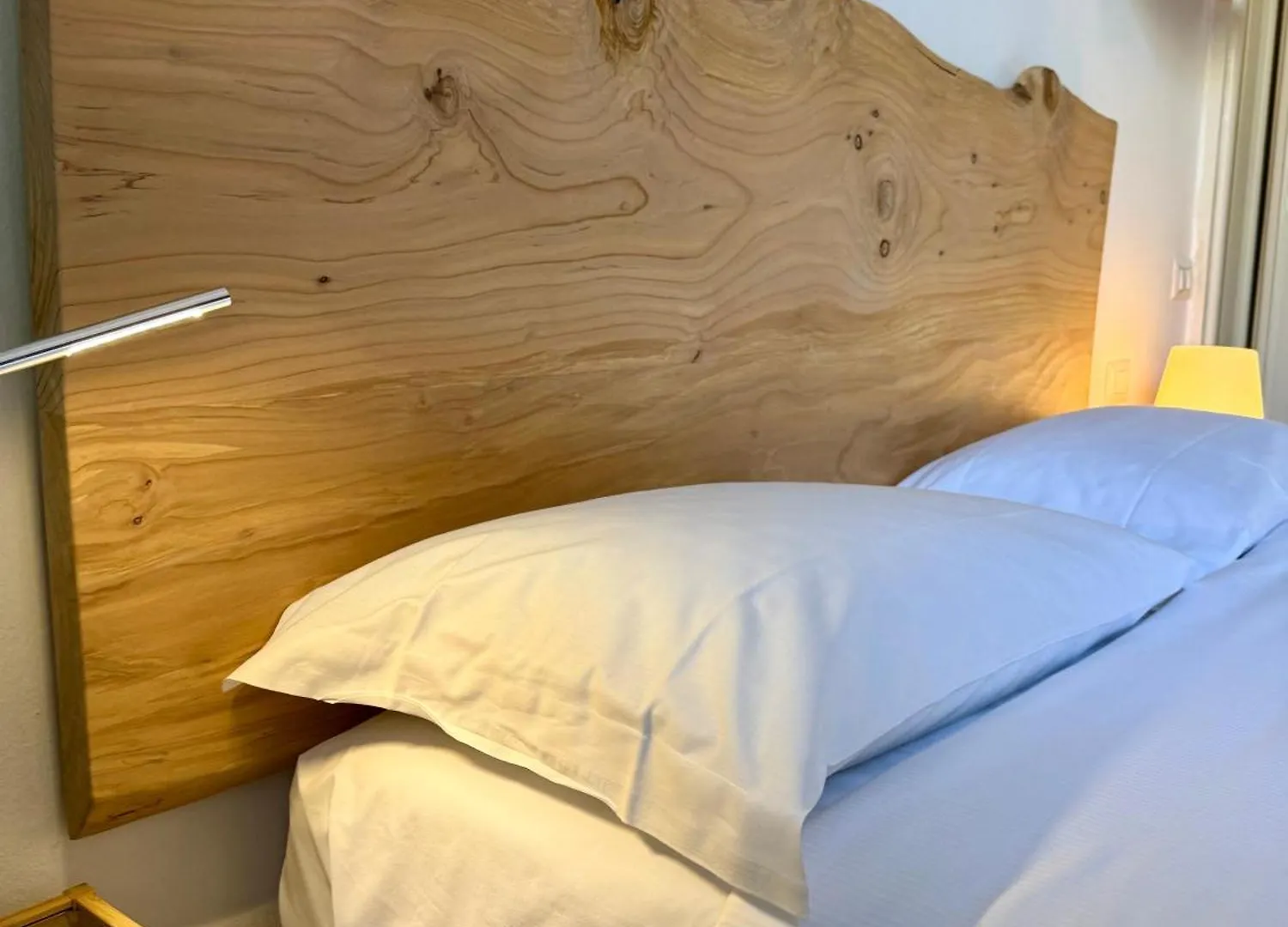 Lr Deluxe Apartments - San Babila Cozy Home Milan